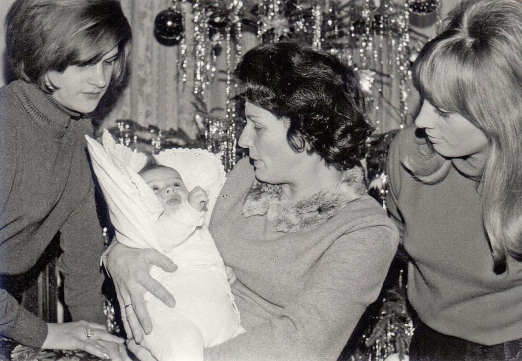 Karin, Nicole, Mutti und Heidi (von links)